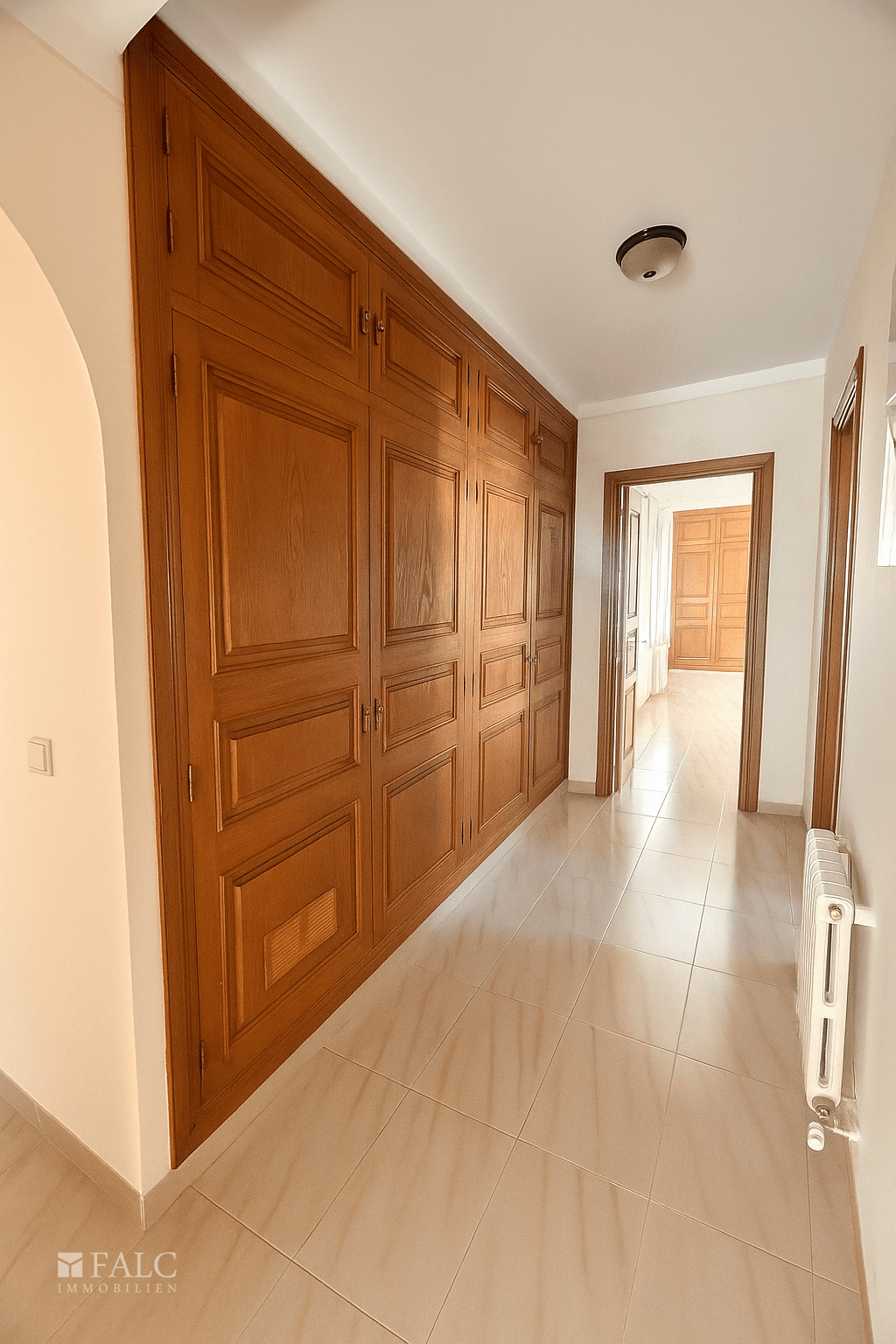 Flur mit Einbauschrank